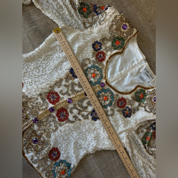 VINTAGE Sequin Beaded women’s 100% Silk Jacket sz 8 Floral Embellished Colorful - Picture 12 of 15